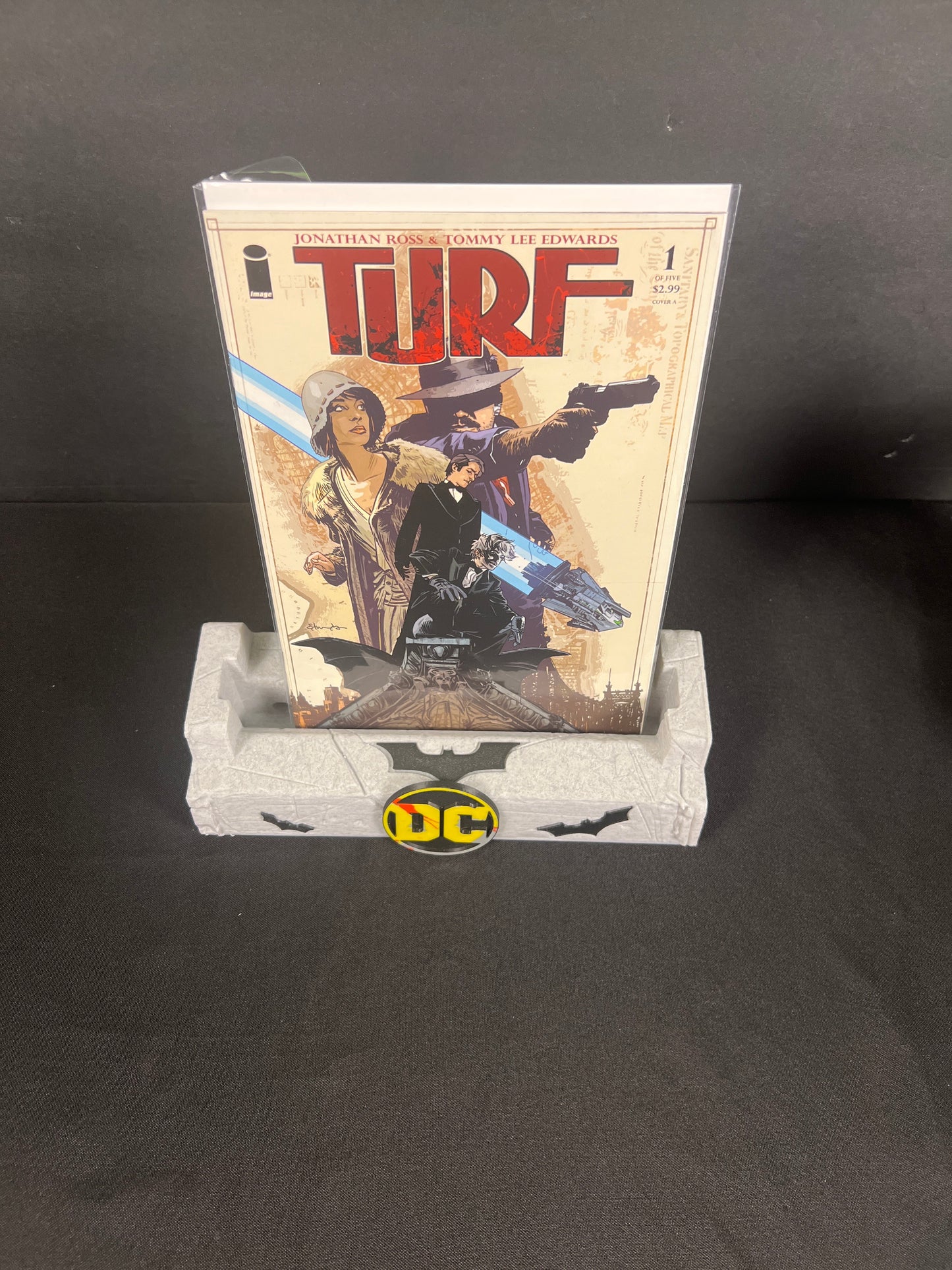 Turf #1 (of 5) – Jonathan Ross & Tommy Lee Edwards (2010 Image Comics) Cover A