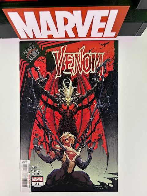 VENOM #31 IBAN COELLO KING IN BLACK VARIANT (2020)