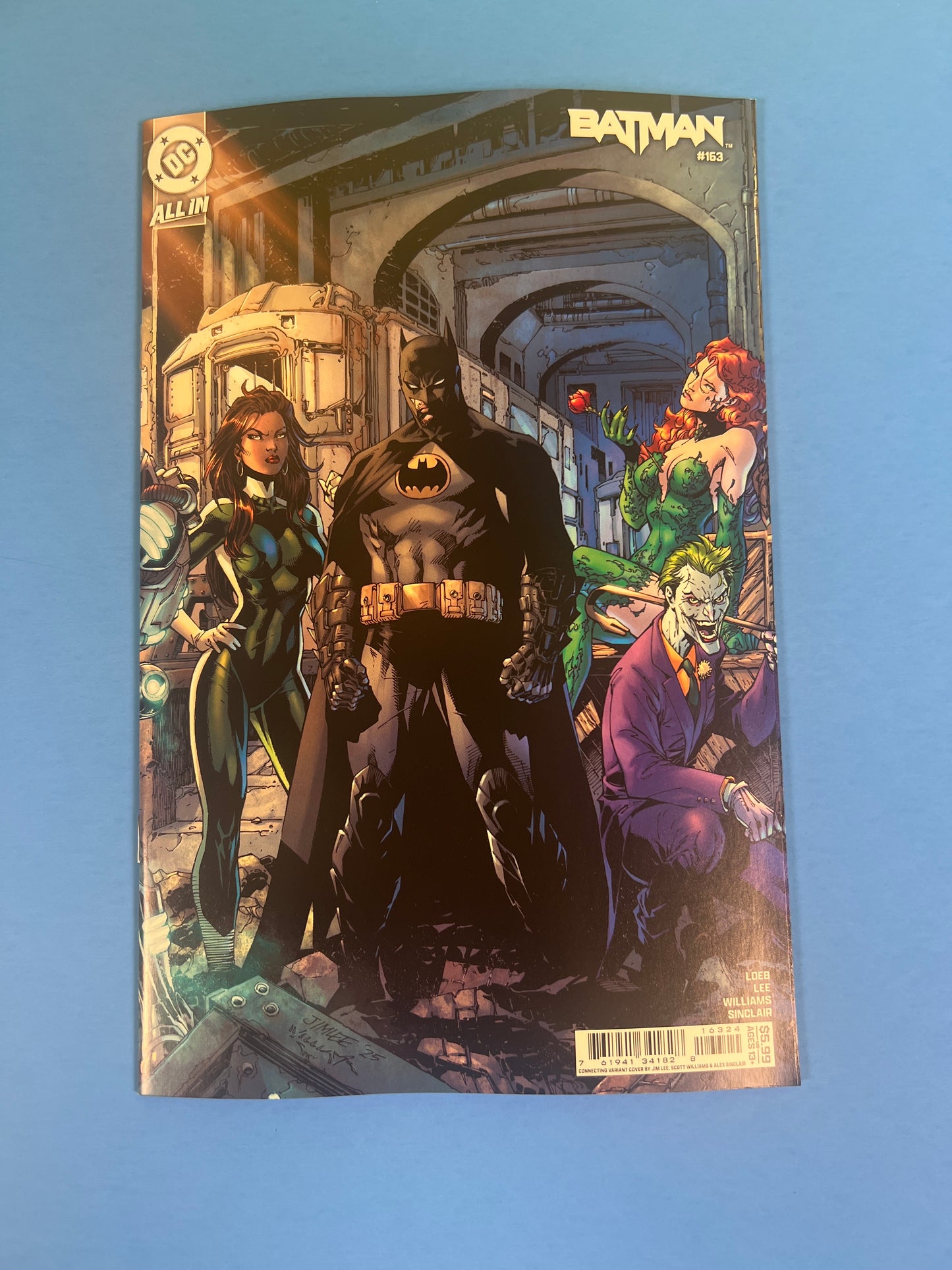 BATMAN #163 CVR B JIM LEE & SCOTT WILLIAMS BATMAN CONNECTING MIDDLE CARD STOCK VAR
