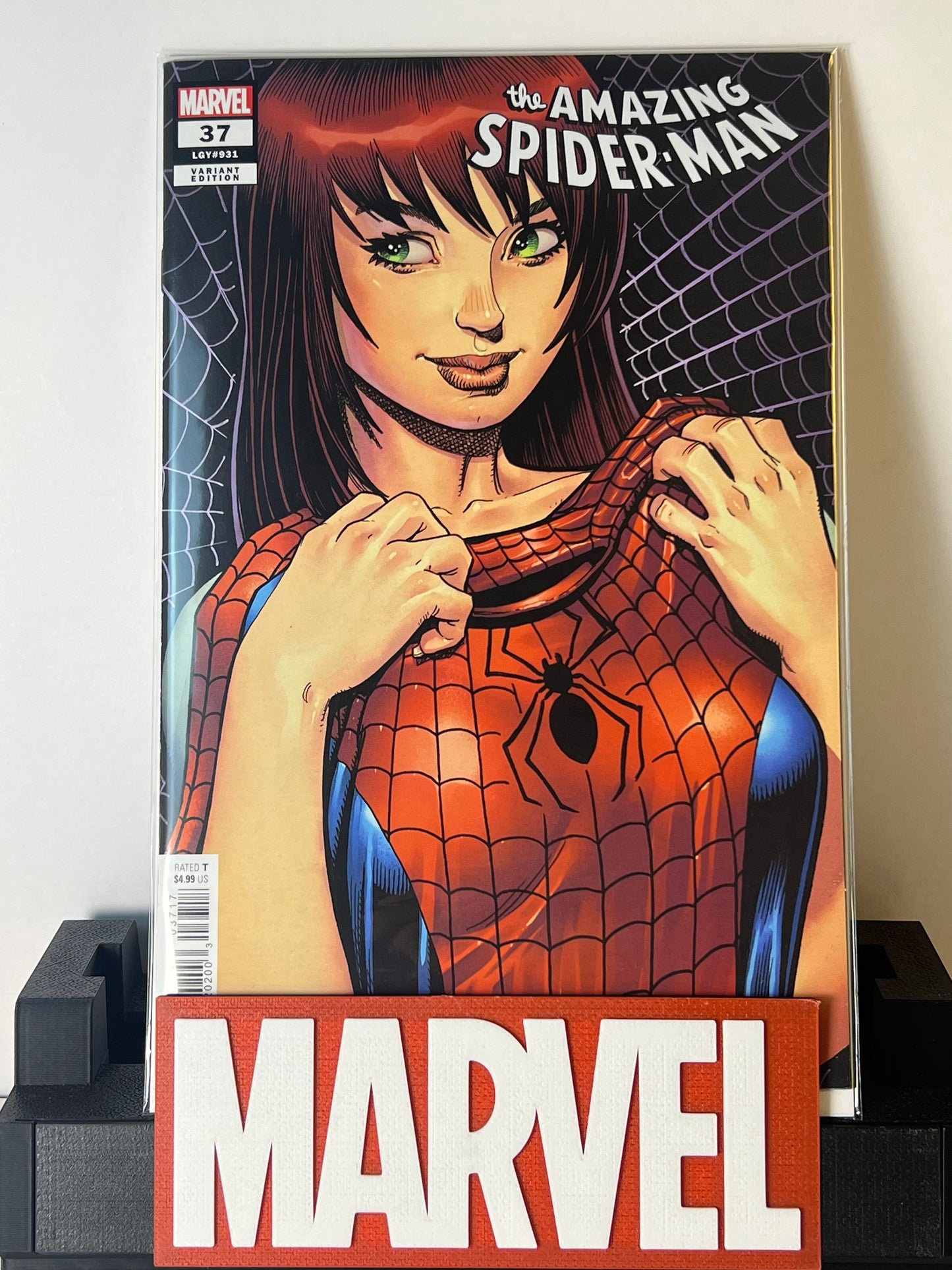 Amazing Spider-Man #37 (2022) Arthur Adams Mary Jane Variant - 1:25 Retailer Incentive